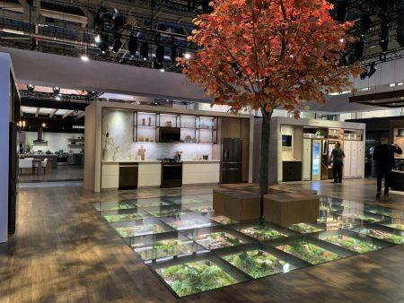 Interior Glass Floor - Samsung Display